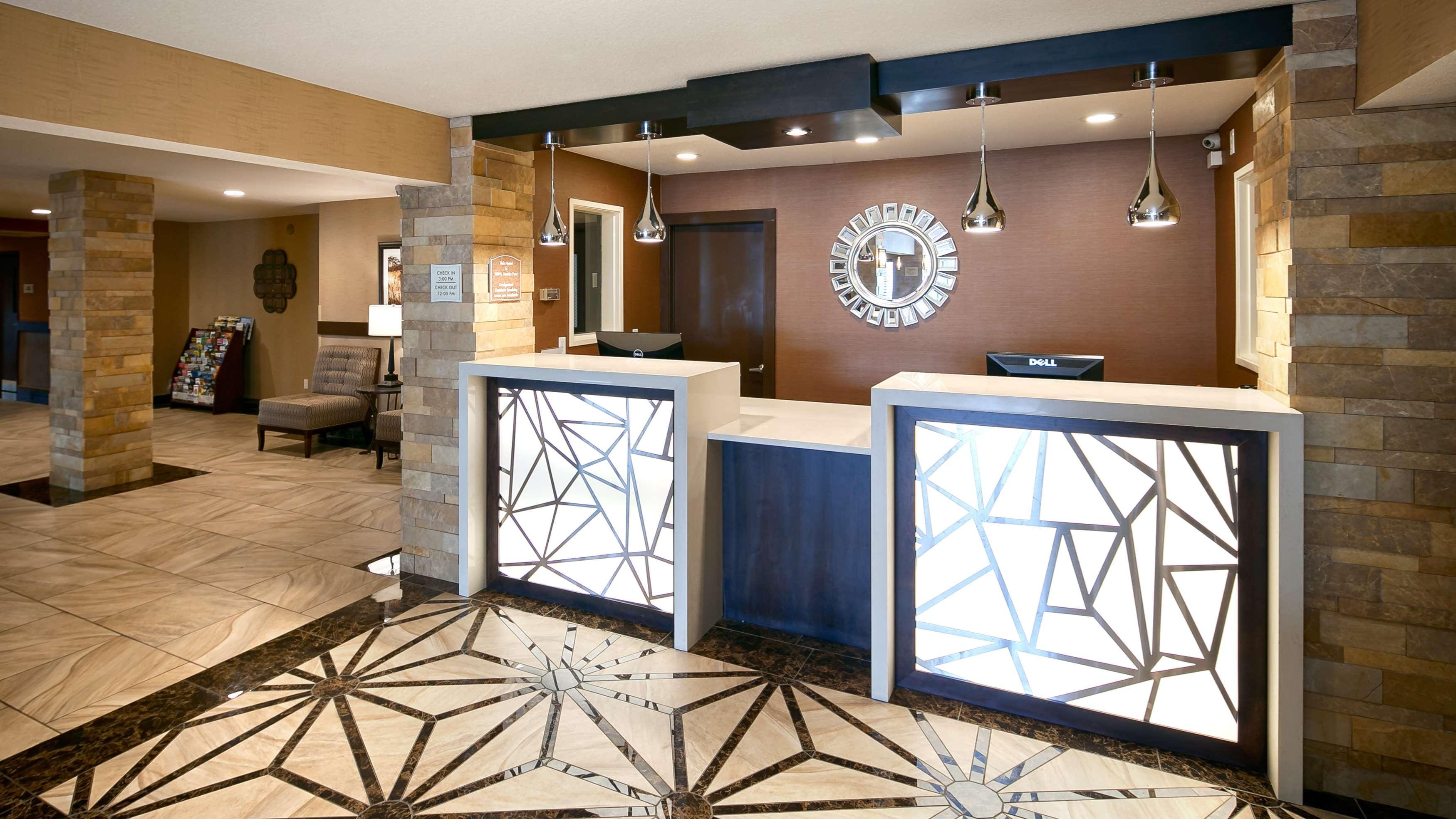 Best Western Woodland Inn Eksteriør bilde